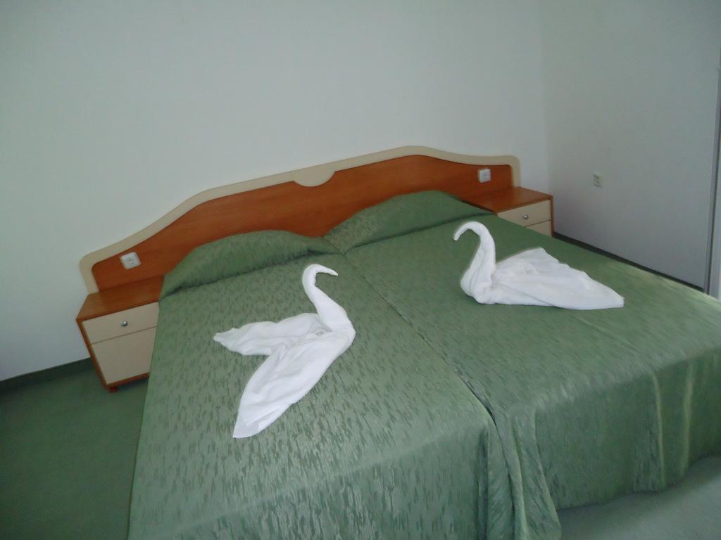 Pension Ruskovi Guesthouse ラヴダ エクステリア 写真