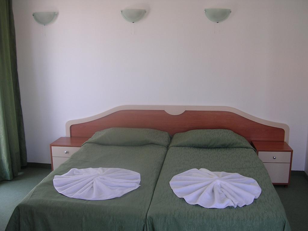 Pension Ruskovi Guesthouse ラヴダ エクステリア 写真